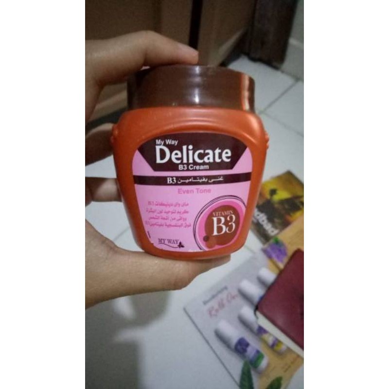 Delicate B3  my way Cream penghilang strectmart dan flek hitam