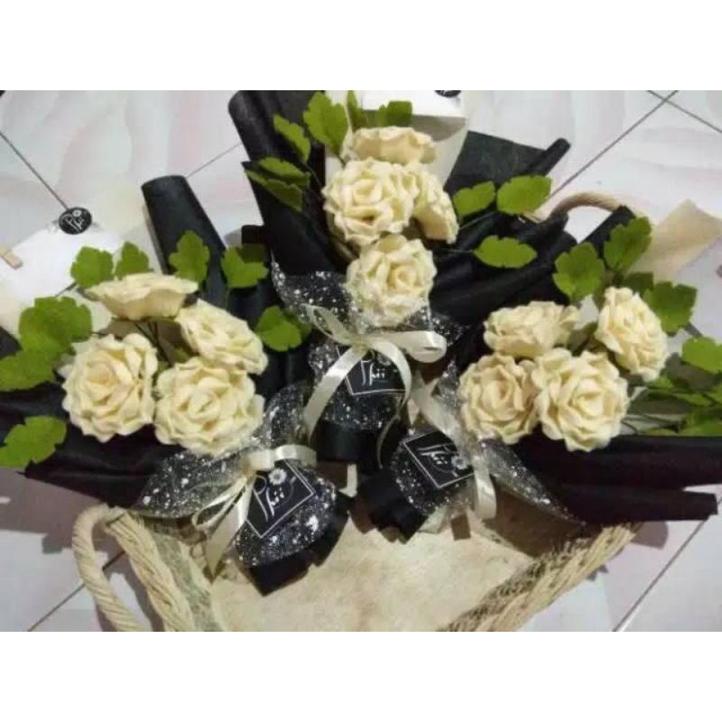 LANGSUNG KIRIM! BUKET MAWAR SATIN PREMIUM BUKET WISUDA BUKET BUNGA BUKET ANNIVERSARY BUKET ULANG TAHUN