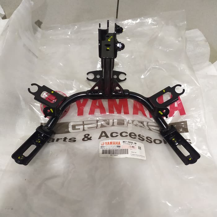 BRACKET DUDUKAN TAMENG DEPAN R25 2019 ORIGINAL BS7-F8356-00