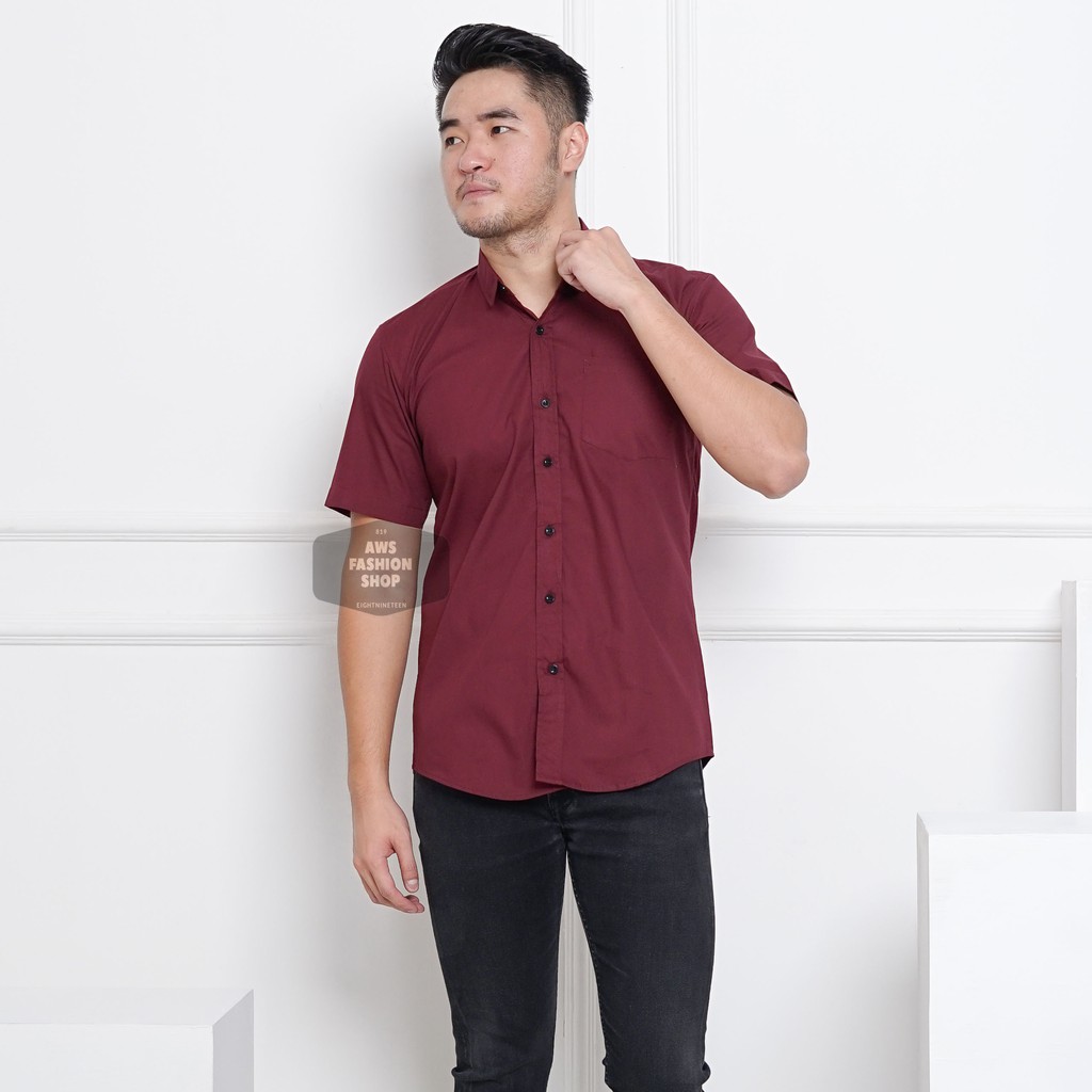 Kemeja Pria Lengan Pendek Merah Maroon Red Maroon Kemeja Cowok Keren Casual Slimfit 3245