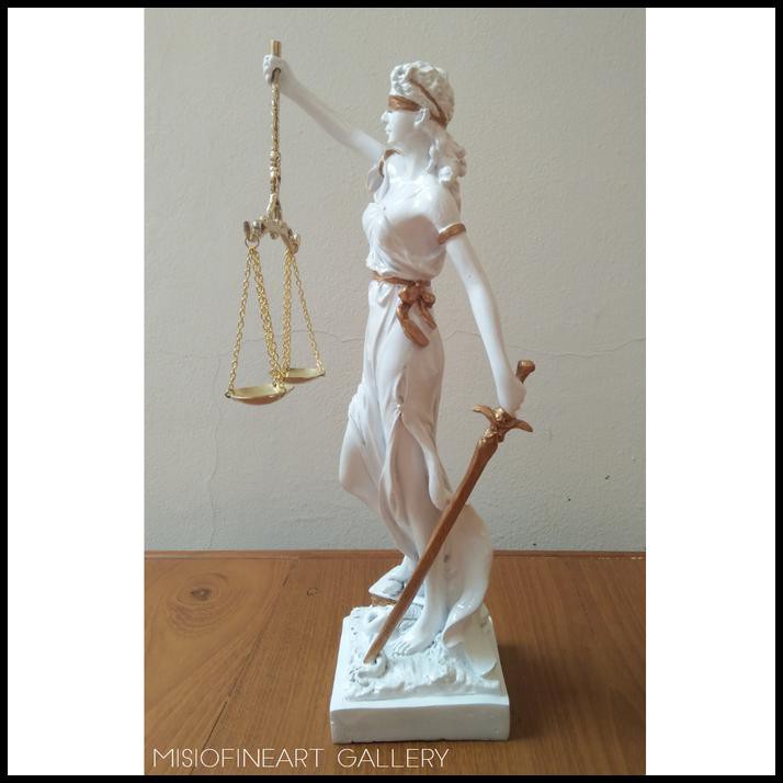 

Produk Terbaru - Dewi Keadilan White-Gold 30 Cm