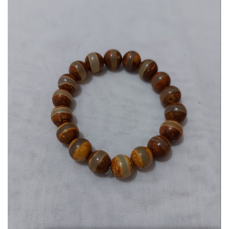 Gelang batu tibetan