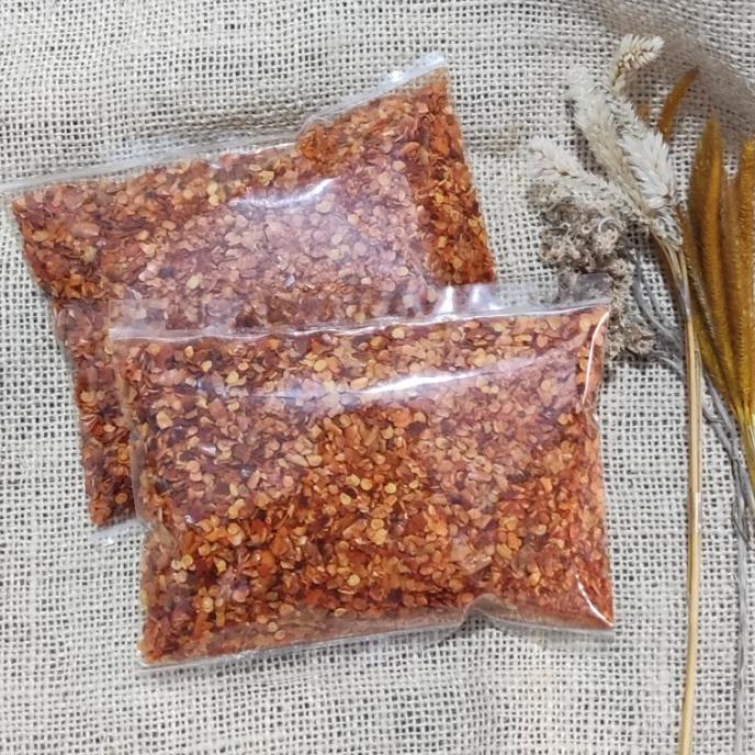 

Big Sale Chili Flake 100gr / cabe bubuk kasar kering pedas Big Sale