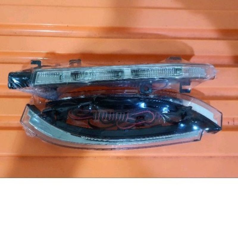 lampu sein spion great xenia 2015-2018.