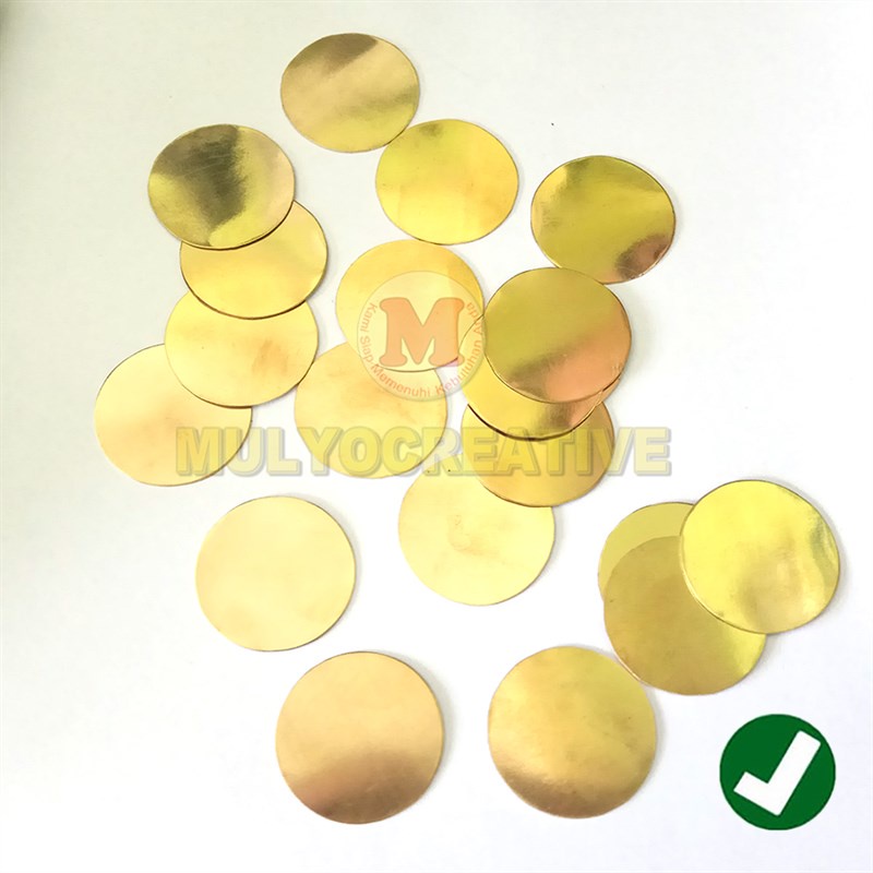 

Plat Bulat Papan Nama Dada Polos Logam Kuningan