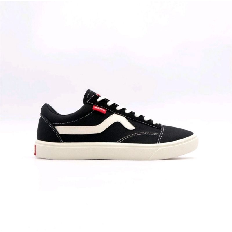 Aerostreet Massive Low Hitam Natural - Sepatu Sneakers Casual