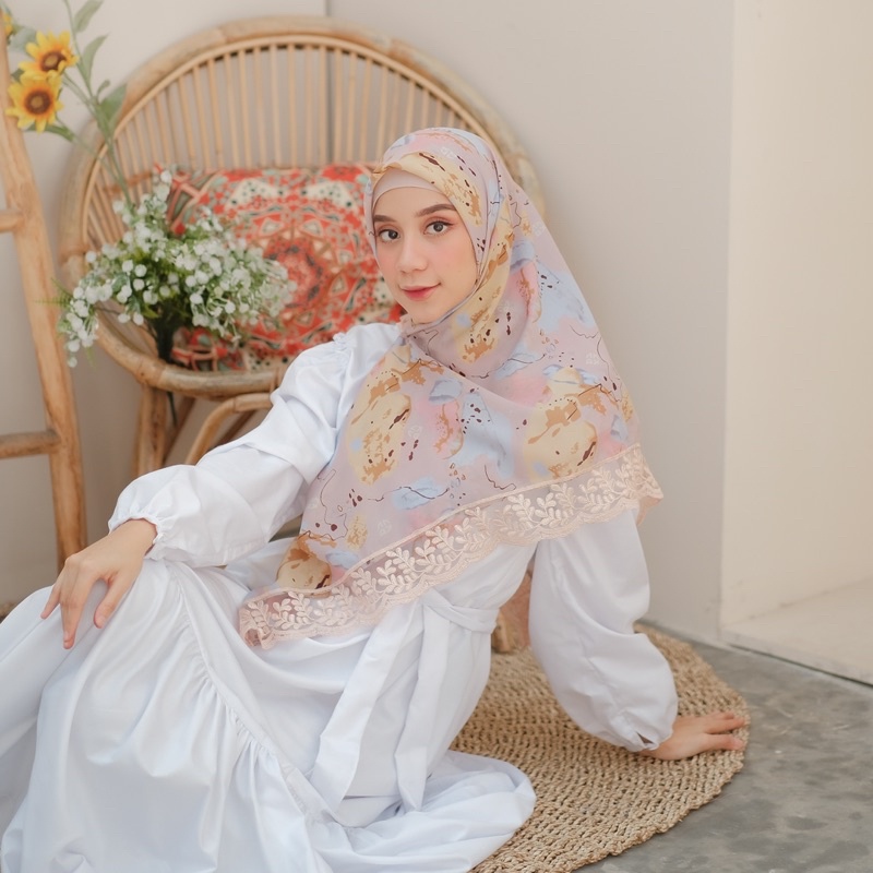 Koyu Hijab Segiempat Viney Jepang Elsa Scraft Lace