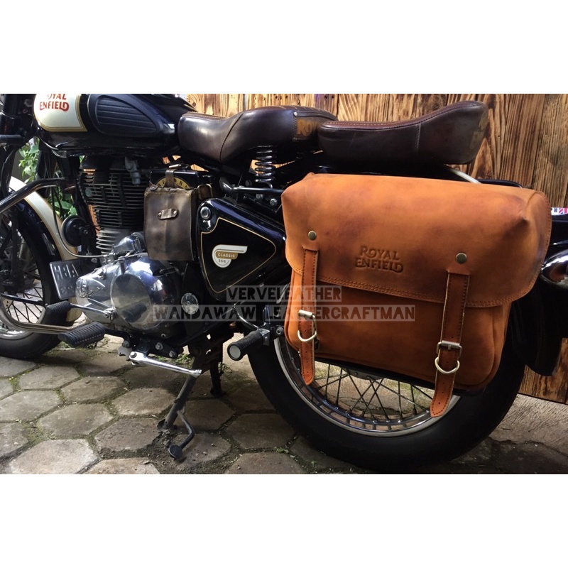 tas samping royal enfield , sidebag royal enfield , tas kulit royal enfield , meteor, classic 500