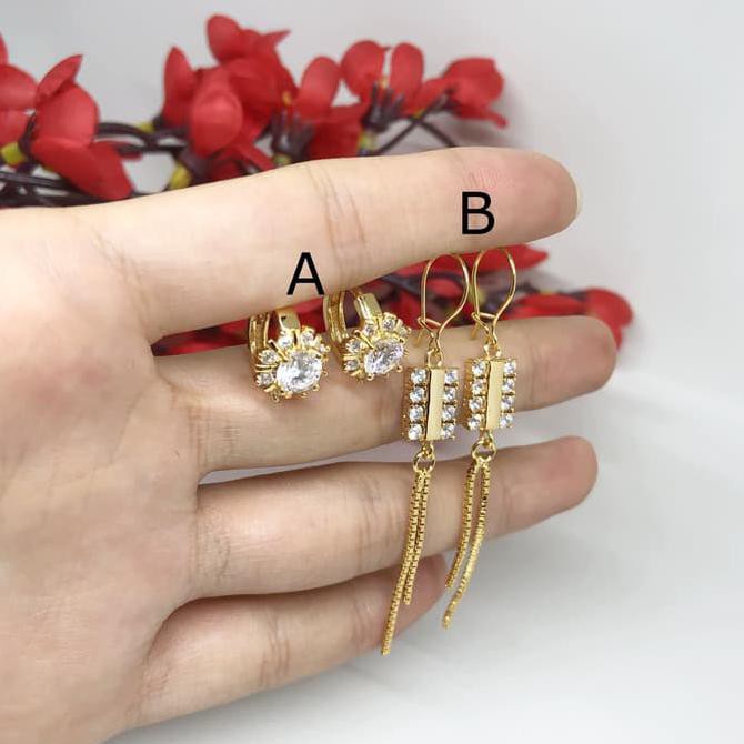 promo Anting Hoop Xuping Lapis Emas 18k 3 Batu Vertikal Zircon Mewah - BE171