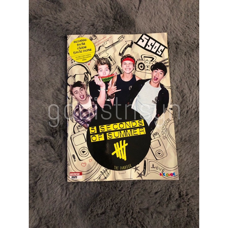 

Fanbook 5 SOS + sticker + poster