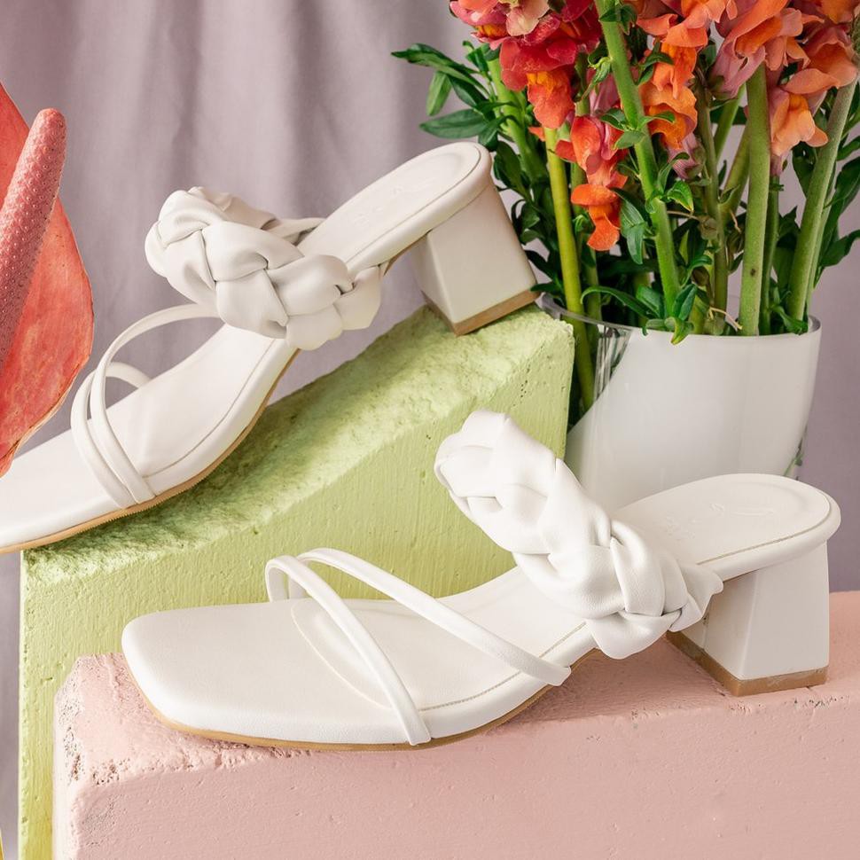 

FAYT Suri Milk (ART. W3896)