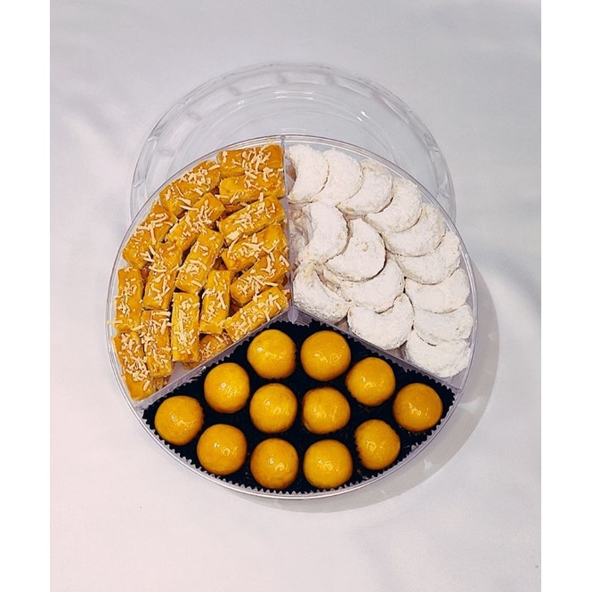

Paket kue kering Nastar kastengel putri salju