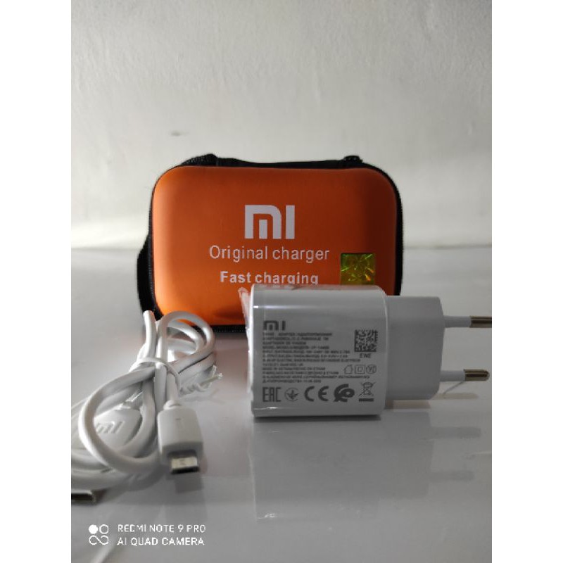 Charger Xiaomi 18 W Original Fast Charging (Micro)