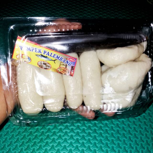 

Pempek Mini Tenggiri