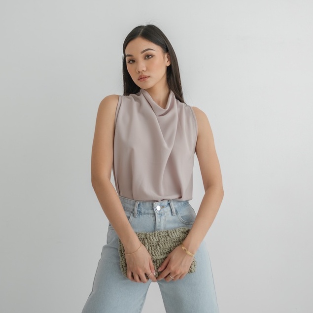 [TAVIA] MILAN HALTER TOP / ATASAN BLOUSE WANITA / ATASAN KOREA