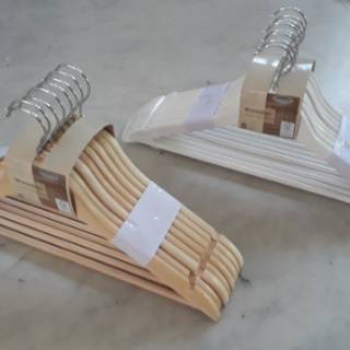 Hanger Baju  Gantungan  Baju  Bahan wooden informa  Shopee 