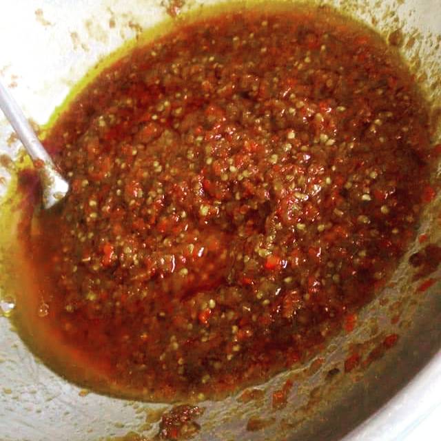 

Aneka jajanan makanan ringan Oleh oleh Snack cemilan pedas SAMBAL OTOK TERENAK DI SHOPEE DKK