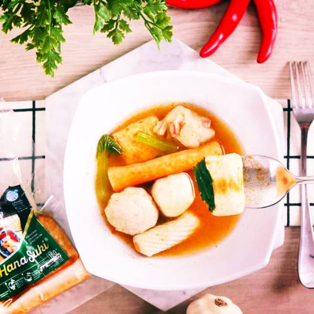 

Steamboat Suki Instan Hana Suki SINGLE Tomyum / Kaldu Sapi / Original 160 Gram