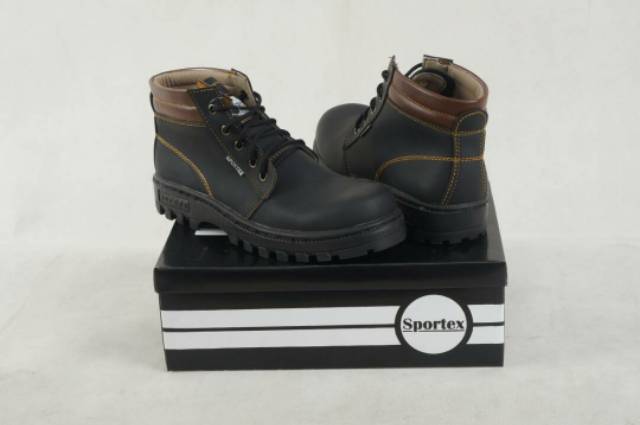 sepatu safety ujung besi khusus size 44 dan 45