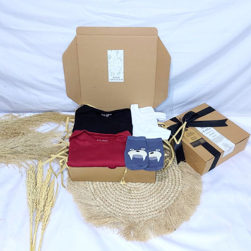 KADO BAYI | HAMPERS BAYI | JUMPER BAYI | JUMPSUIT BAYI | DRESS BAYI PEREMPUAN | BAJU BAYI LAKI LAKI | HAMPERS BAYI NEWBORN | HAMPERS BABY BOY | HAMPERS BABY GIRL | SETELAN ANAK LAKI LAKI | SETELAN ANAK PEREMPUAN | BABY GIFT | PARCEL NEWBORN | KADO LAHIRAN-2 jumper blackred