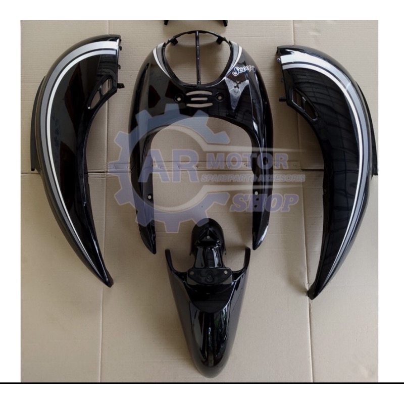 Body halus Scoopy karbu merah Hitam putih cream 2010 2011 2013,,,
