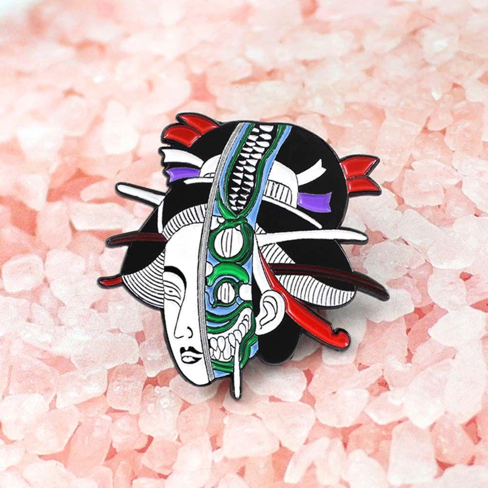 Mxbeauty Geisha Bros Ransel Etnik Wanita Jepang Geisha Woman Skeleton Mask Badge Pin Enamel Pin