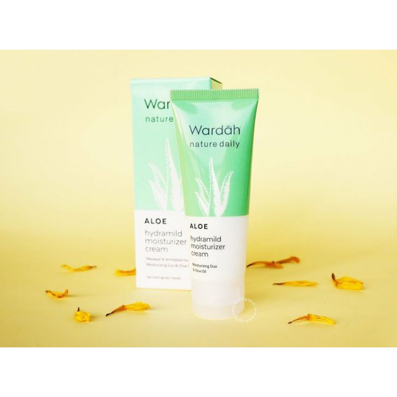 wardah nature daily aloe vera hidramild moisturizer cream