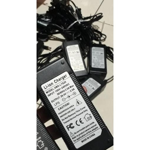 ADAPTOR Skuter listrik lipat PETRIK 8.5 inch folding electric scooter 8.5inch Charger adaptor 29.4V