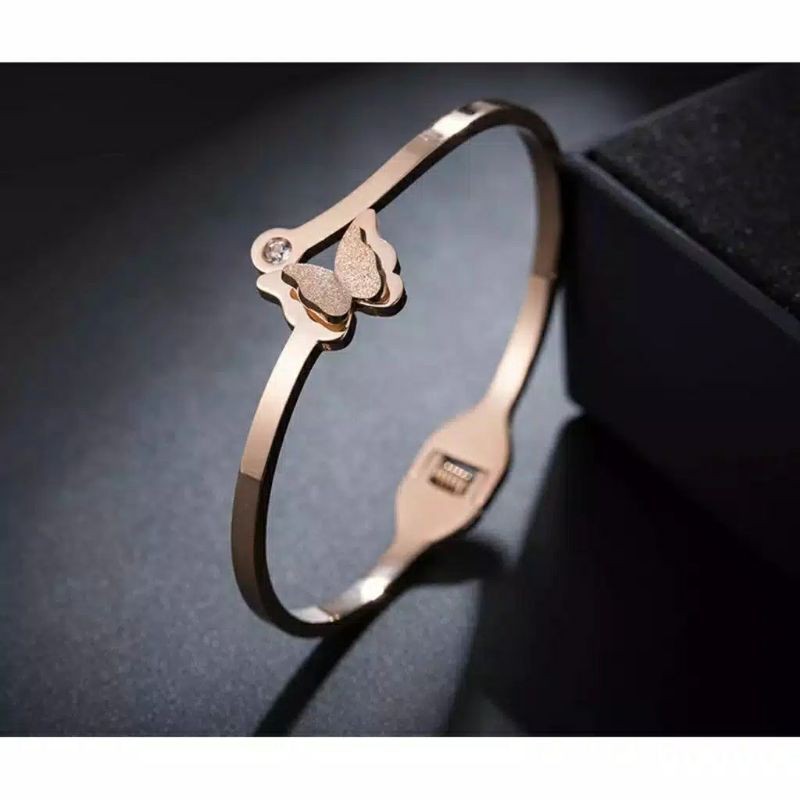 Fourfashion Gelang Bangle Titanium Model Butterfly With Diamond Artificial Tersedia Warna Rose Gold