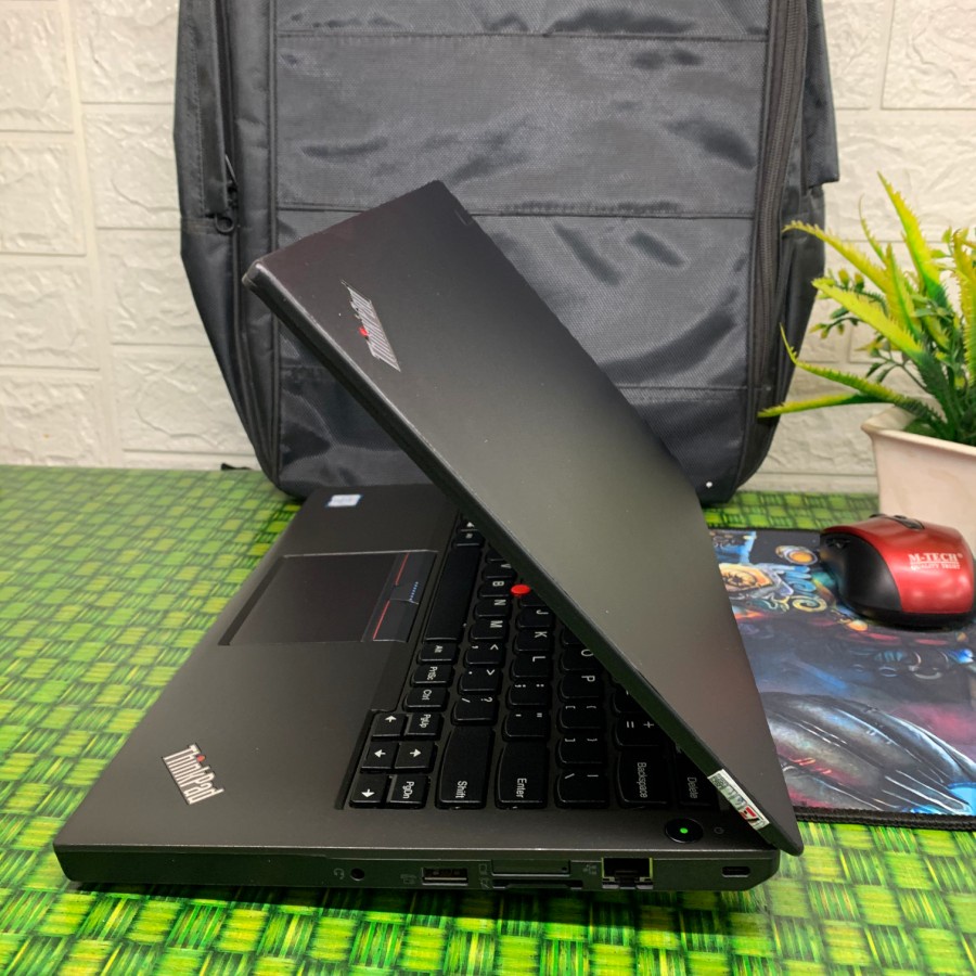 Laptop Lenovo Thinkpad X260 core i5 gen 6 ram 4gb hdd 500gb muluss