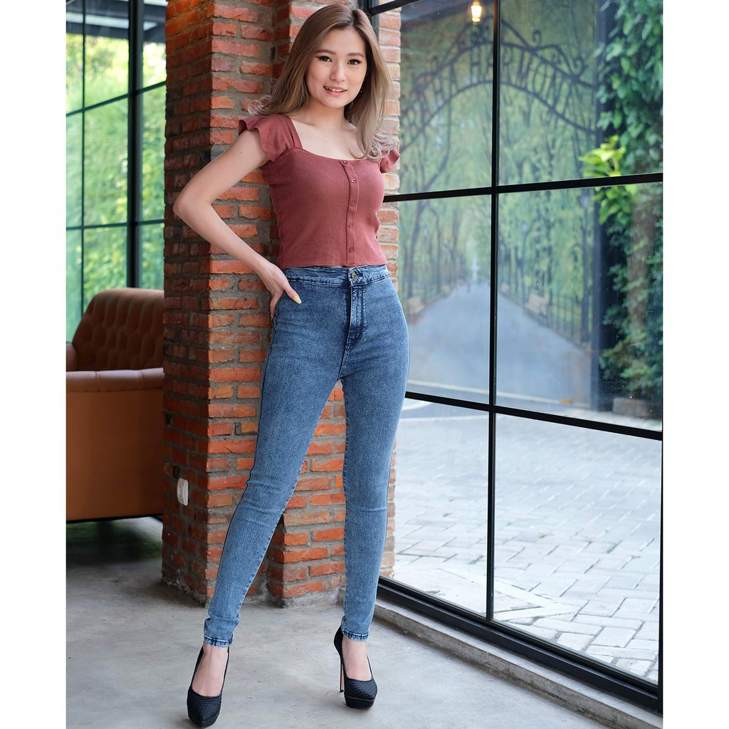 Highwaist Jeans Branded Snow Acid Plain Wash . Hw Jeans Polos Acid Snow . Celana High Waist Snow