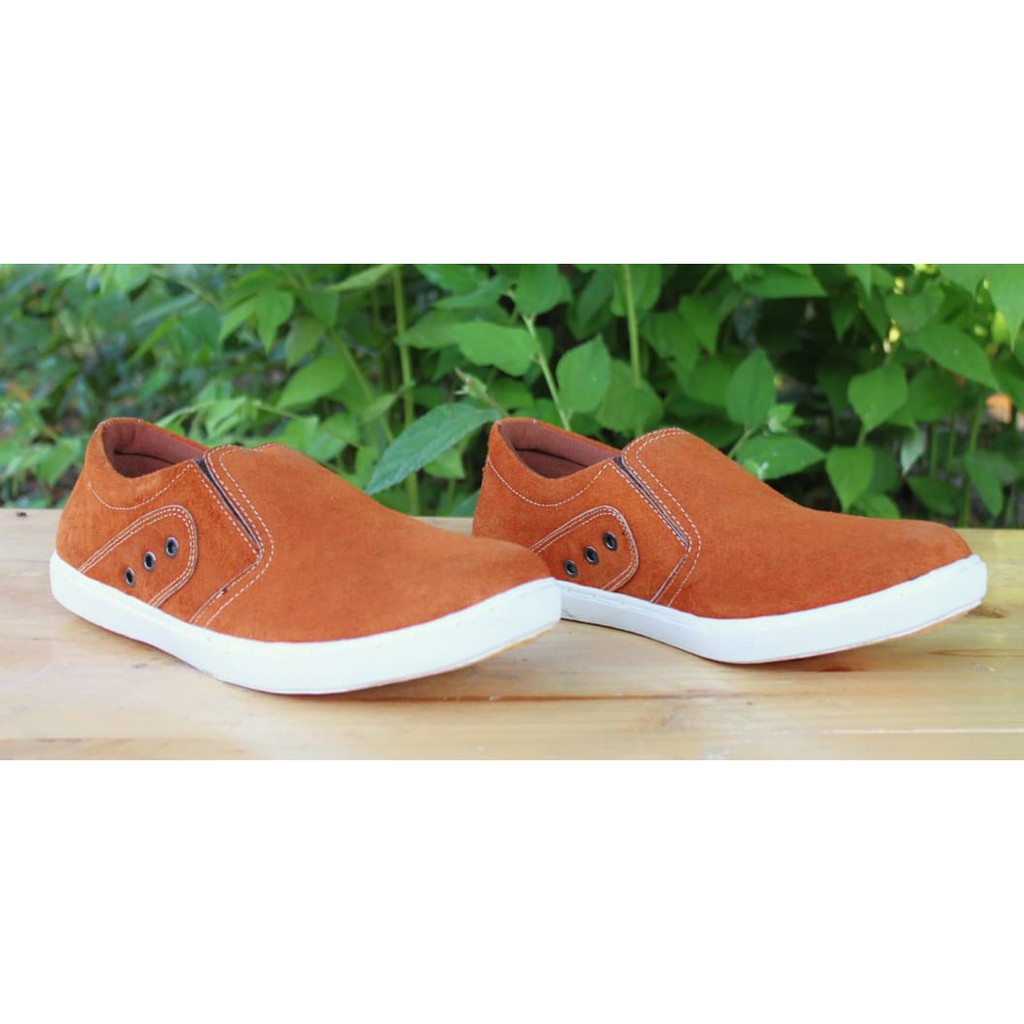 Sepatu Slip On Pria Kulit Asli Rasheda 015 Sp Kasual