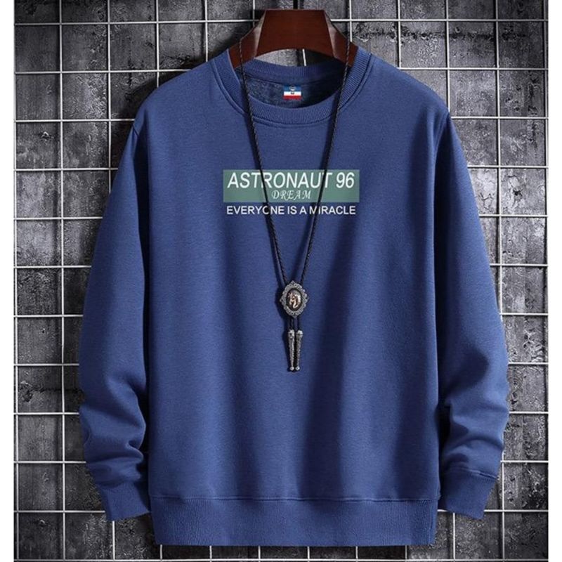 Astronaut sweater basic cowok outerwear