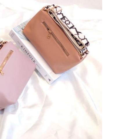 ✸ TAS SELEMPANG WANITA ADRIANA COLLECTION ✮