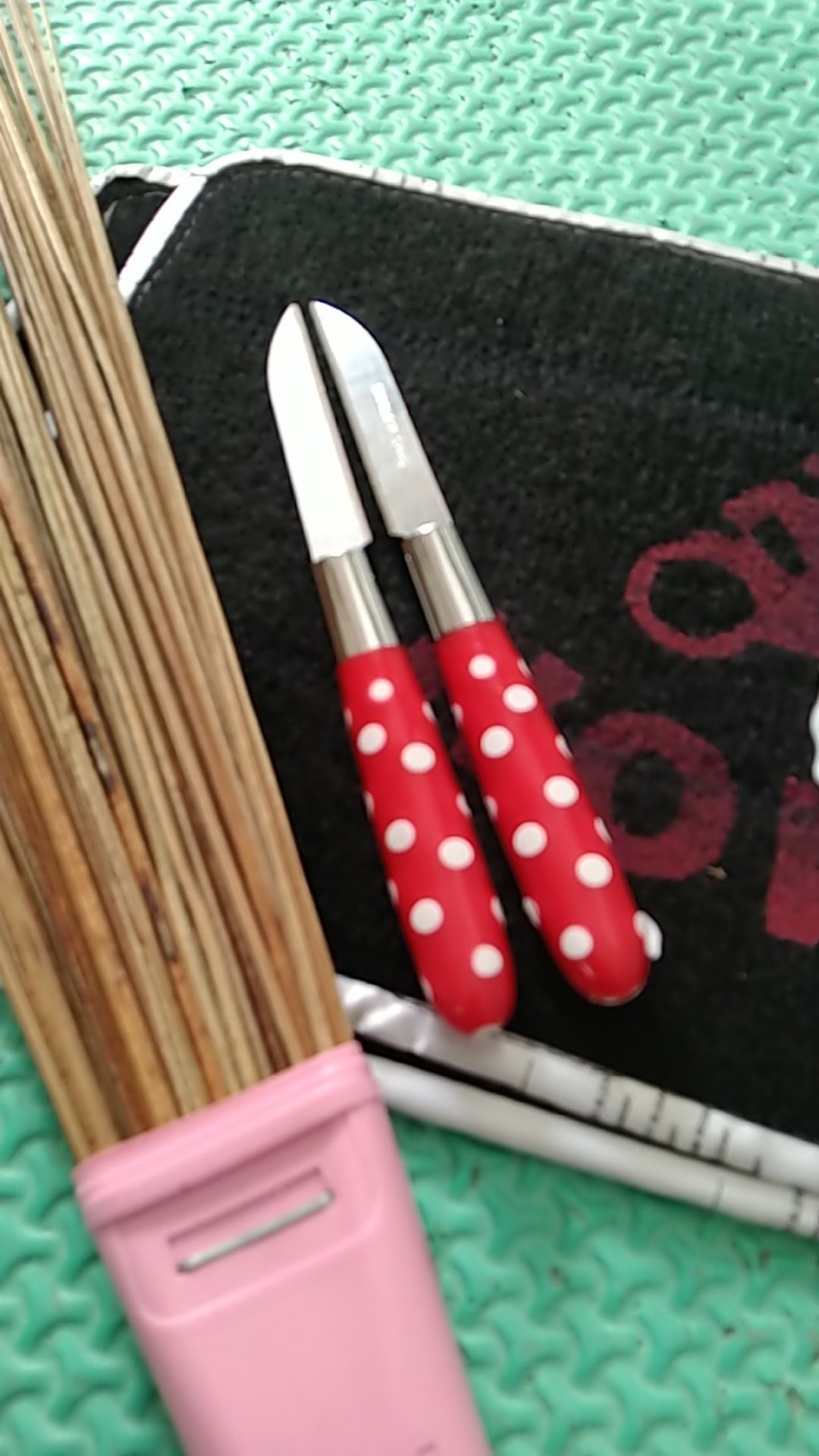 Pisau Buah Stainless / Pulkadot / Pisau Buah / Pisau Kue Pulkadot