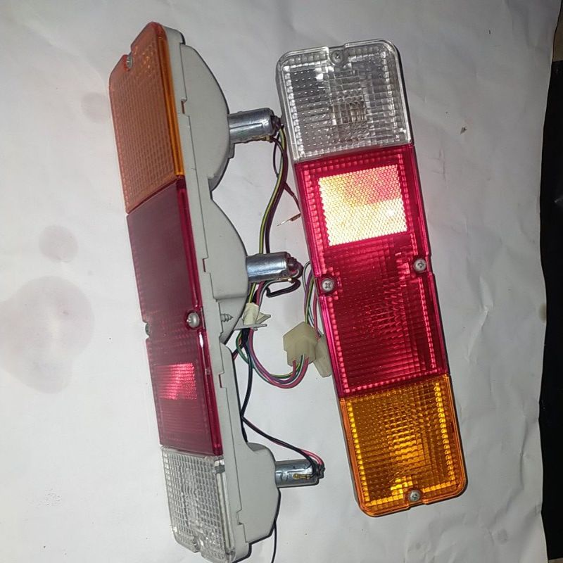 stoplamp Futura / Katana / carry 1.3 / carry 1.5 / Mega carry / New carry (  hanya untuk Pick Up ) o