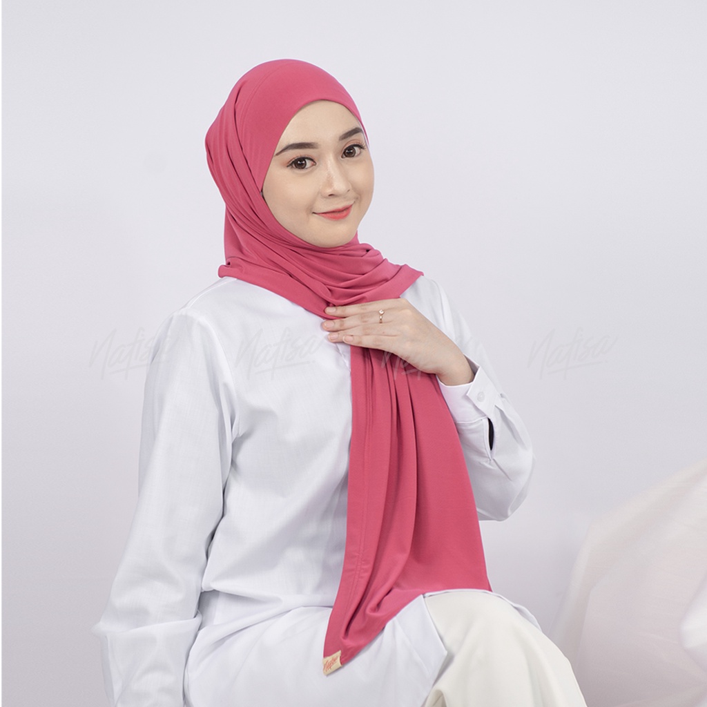 Pasmina Dieva - Jilbab Segi Panjang - Instan Tali - Jilbab Berkualitas - Hijab Remaja Bahan Ultracrif.