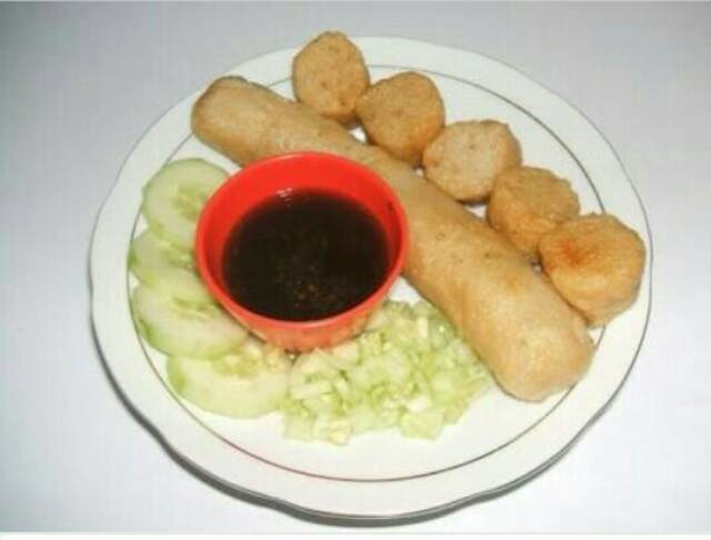 

Pempek Lenjer Besar Homemade /empek-empek tenggiri/Pempek Tenggiri