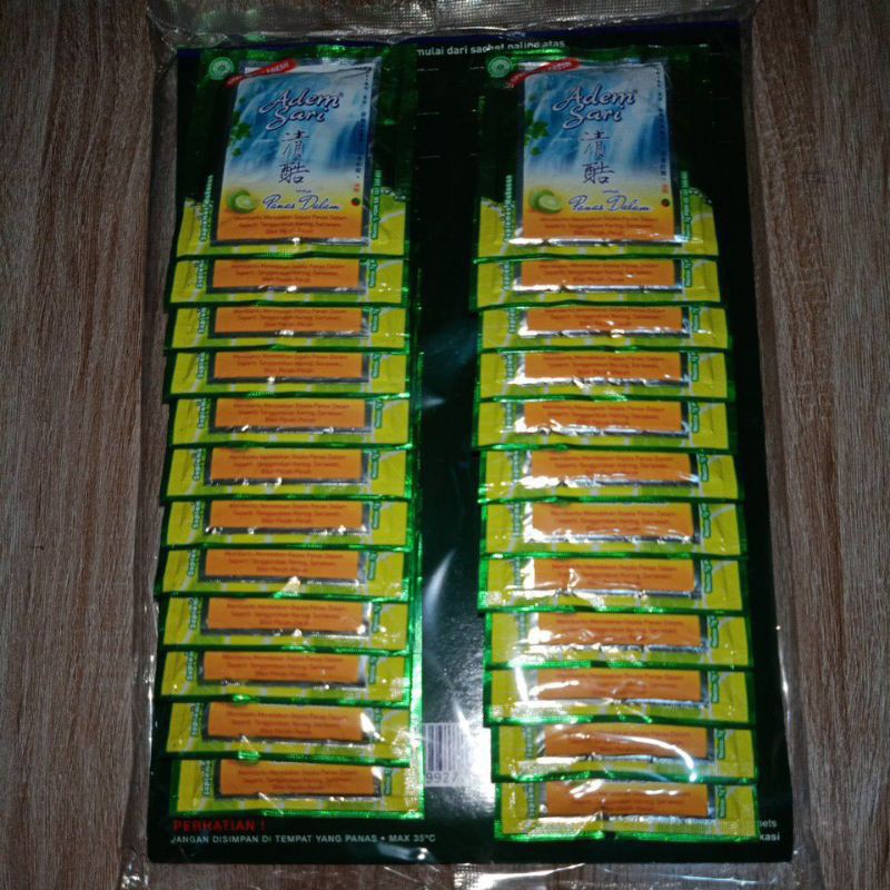 

ADEM SARI SACHET ISI 24PCS