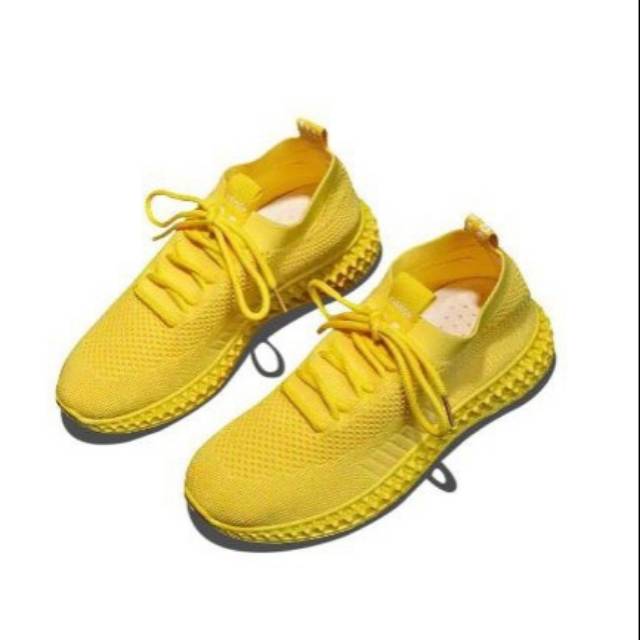 sepatu sport cewek