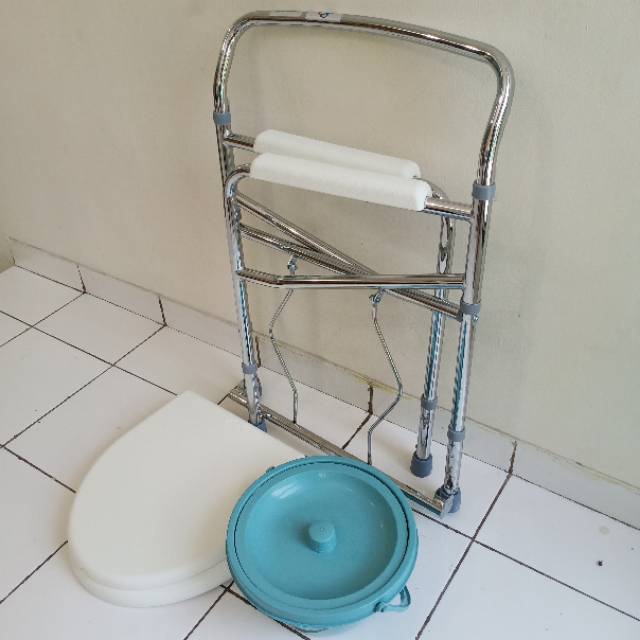 Commode Chair Stainless Steel tanpa roda 894 Sella Tempat BAB Portable