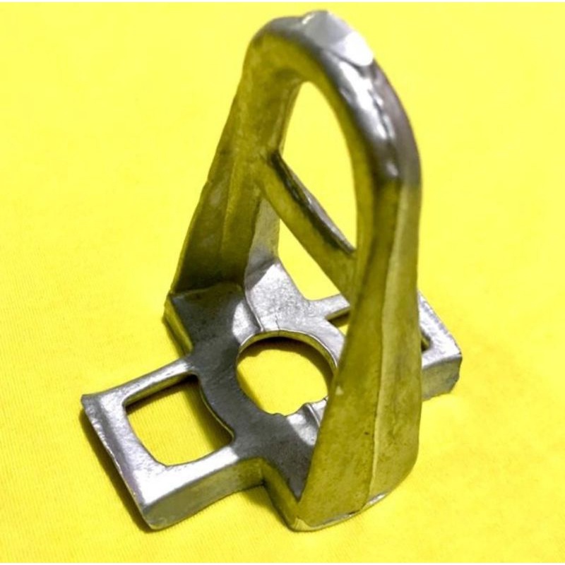 Dead end clamp braket A