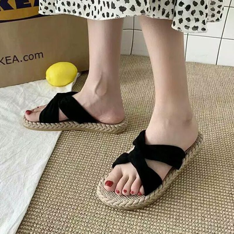 SANDAL SILANG PRESS WANITA TIPE ( SM 07 )