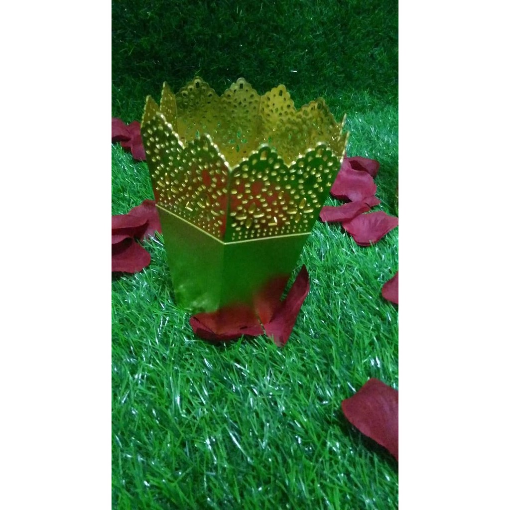 HEXAGONAL- vas bunga- lace pot- pot bunga- vintage-shabby chic