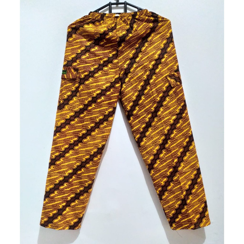  Celana  batik  tanggung pria wanita  NO 6 Shopee  Indonesia