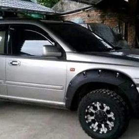 Over Fender Nisan Xtrail T30