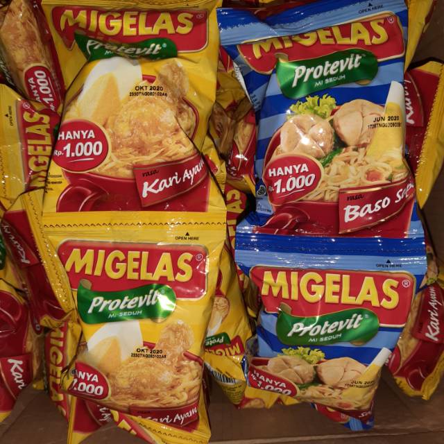 

Mie Gelas Aneka Rasa 1 renceng isi 10 pcs