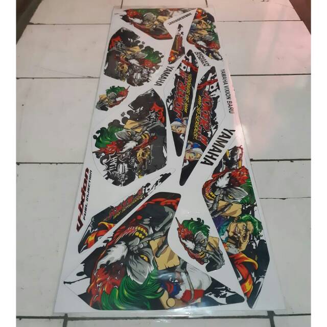 Striping variasi stiker lis bodi Vixion ligthning NVL motif joker TE1155