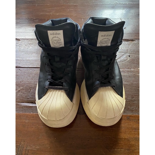 rick owens x adidas mastodon model 2