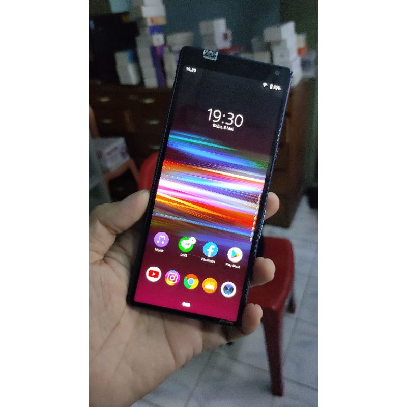 Sony Xperia 10 blue